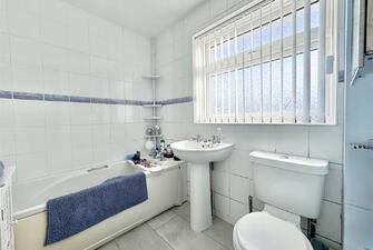 BPIFqk6uAE2byGxr3o1J0g