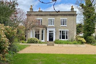 8p 8pV142Eqzn6t JWiYUw