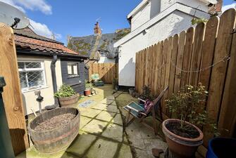 kka4cgcMhkWxF1lNEXl4 A