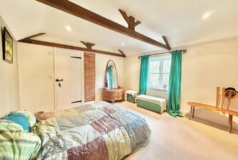 waydqEoMkE 1uToKhpey7w