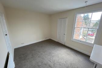 J8lnzbNBiE2gvKNUXBhe3g