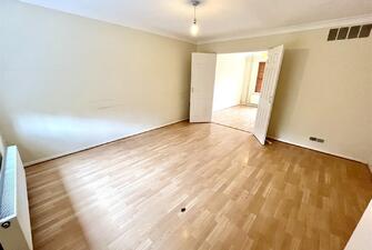 xZ cvKRbIE67f3EB9 Zq3Q