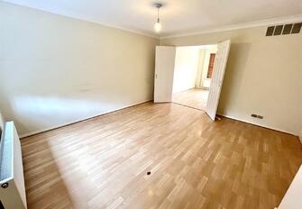 xZ cvKRbIE67f3EB9 Zq3Q