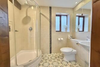 Xq6UsmH9xE2nfeySAjxZnA