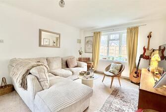 M38PAVhs0kiZi4RbLOAz4A