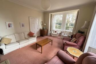 eU SRSiUESyArHCX81MtA