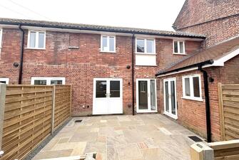 uEQc3C0GdkuNTWxlgGNZmQ