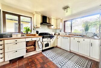 89RrNHFE0SaxSJg eoFig