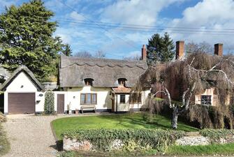 DGjGpFPKsEyXbU676OqfoQ