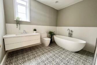 8iOPGFFn9E2iLTCCiuoWUg