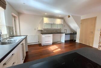 WSM8 kdPVE wTEitJd5hrg