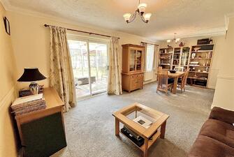 Kic 8KFFGUqJIP4iGn9Gzw