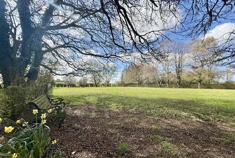 PFZk51J f0 ALaZT91Qwug