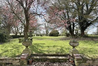 m 46KQf1ikKBT1jwmAG7Ww