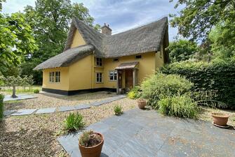 BeKn9hiagUaAkeiKCTmzSg