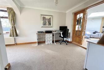 bEQvIq7uoUWjD McBAdR Q