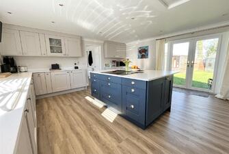 esTMdHUWF0GD X5Rj7ka8A