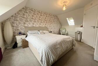 mILoTi7 aEeEGm ZSsWWYQ