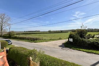 AoVb3 Ht9E6dTWUeEsfL9Q