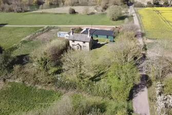 FWP zmFvVEKPRxCzb9j7Hg