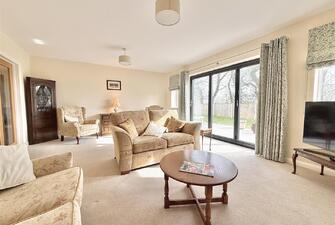 Yw4Y7Rym kmlt87NUqJXaQ