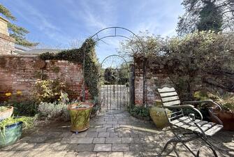 QtU7uv8lf0GknwUPnQulHg