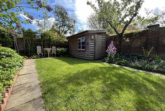 CT6 uFTUYEOiLbeV6Dssuw