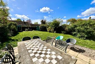 P1vrOuRX8ka4hze bWM4g