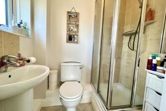 WyCaqucAUkea4CiFZCO74Q