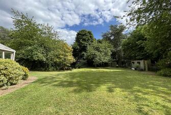 b4GiOWi2NUWxCqJeTw2IbQ