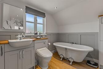 MN8V7 r0PU6X15xwj eBQg