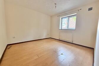 UEmITg7AOUqWEX5gmlnyNA