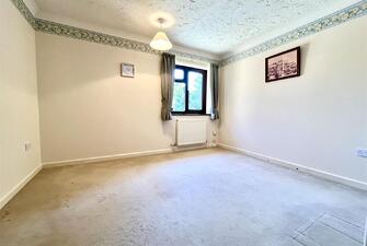 qCfay3VX90 xJ2B4Blf0dw