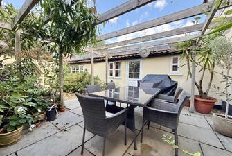 2VtN4I0V4E61fX Lph4gmA