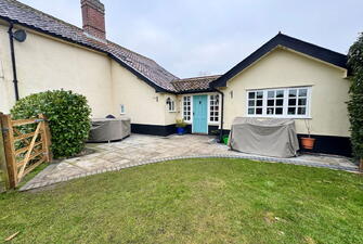 patio closeup 1738576565800